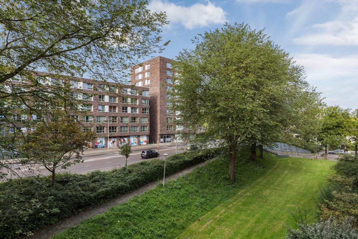 Te Huur 4 Kamer Appartement Savelsbos In Amsterdam