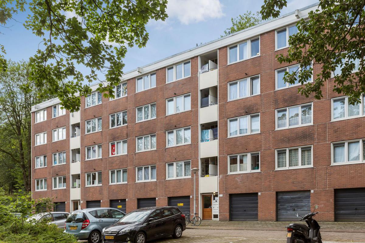 Te Huur 4 Kamer Appartement Savelsbos In Amsterdam
