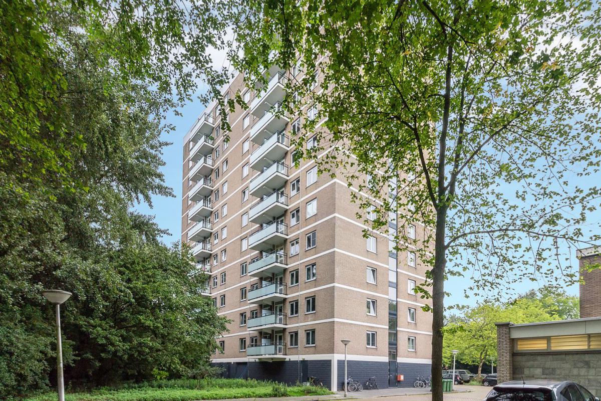 Te Huur 2 Kamer Appartement Max Havelaarlaan In Amstelveen