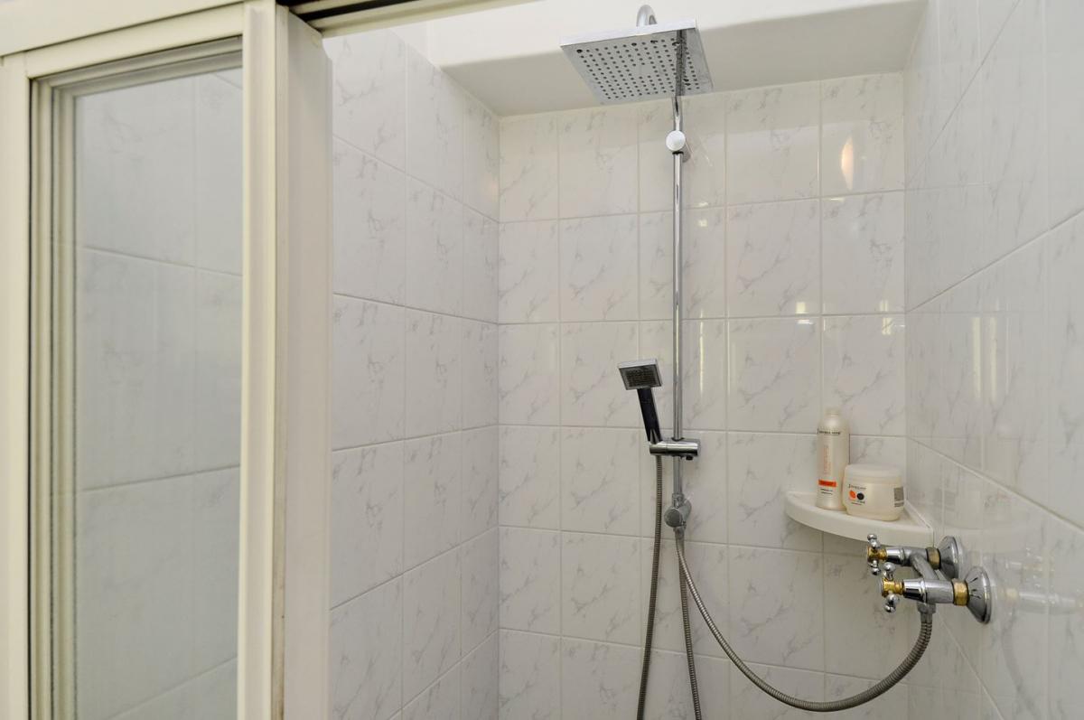 Te Huur 2 Kamer Appartement Evertsweertplantsoen In Amsterdam