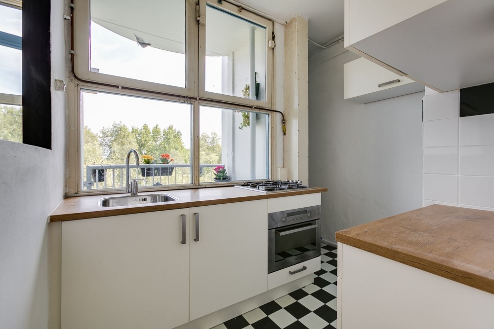 Te Huur 3 Kamer Appartement Dirkslandstraat In Rotterdam