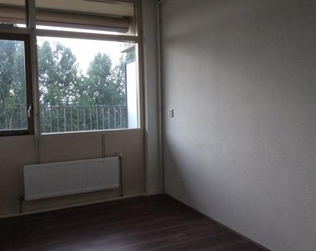 Te Huur 4 Kamer Appartement Einsteinplaats In Rotterdam