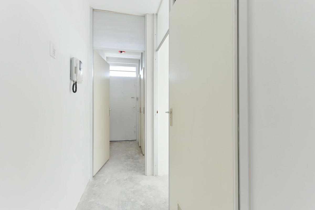 Te Huur 2 Kamer Appartement H. Cleyndertweg In Amsterdam