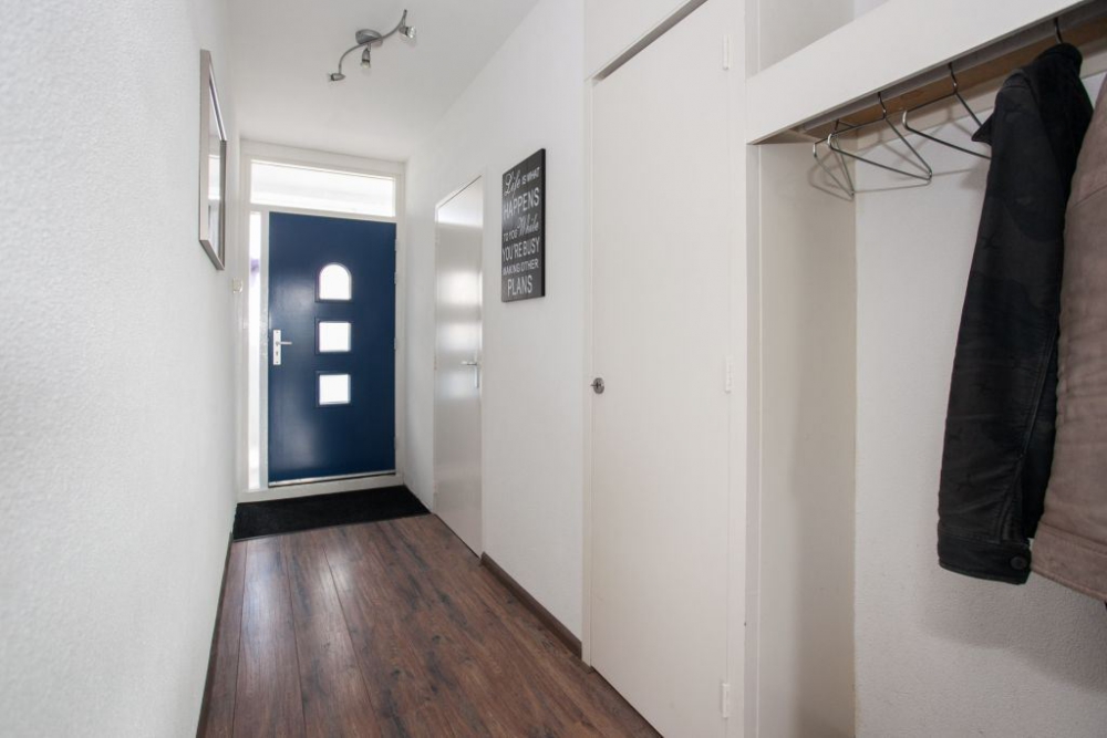 Te Huur 4 Kamer Appartement Volendamlaan In Den Haag