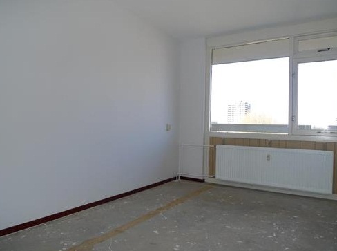 Te Huur 4 Kamer Appartement Zernikeplaats In Rotterdam