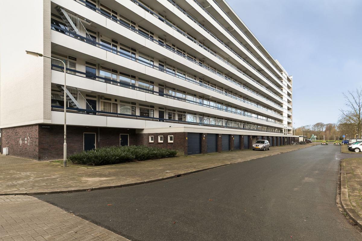 Te Huur 3 Kamer Appartement Hisveltplein In Arnhem