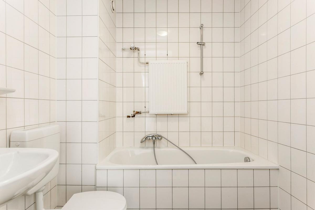 Te Huur 2 Kamer Appartement Saffierstraat In Alphen aan den Rijn