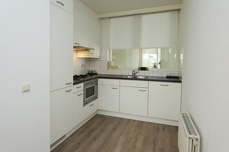 Te Huur 3 Kamer Appartement Loosduinse Hoofdplein In Den Haag