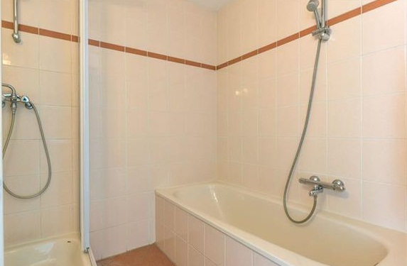 Te Huur 3 Kamer Appartement Koetsierbaan In Almere