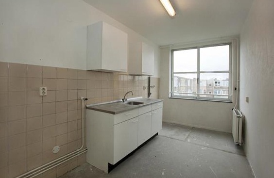Te Huur 3 Kamer Appartement Klinkerweg In Amsterdam