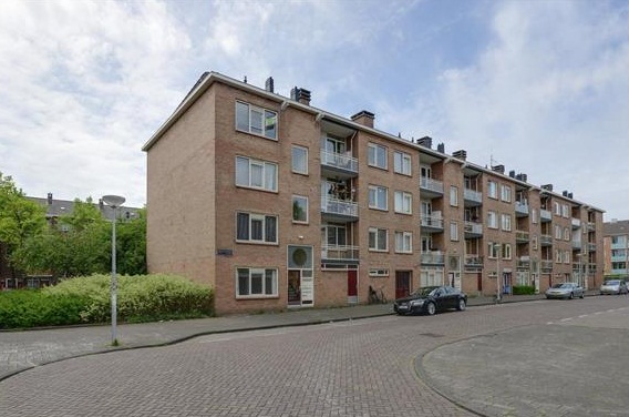 Te Huur 4 Kamer Appartement Beemsterstraat In Amsterdam