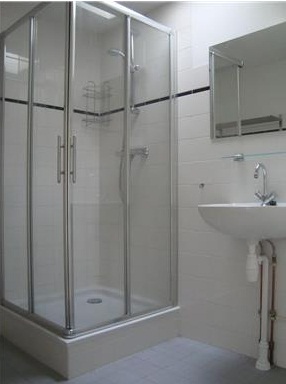 Te Huur 4 Kamer Appartement Dordtselaan In Rotterdam