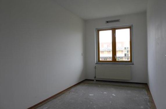 Te Huur 3 Kamer Appartement Snelfilterweg In Rotterdam