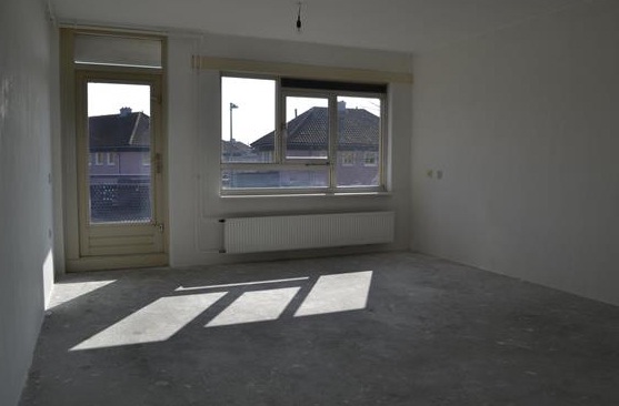 Te Huur 2 Kamer Appartement Wederikpad In Amsterdam