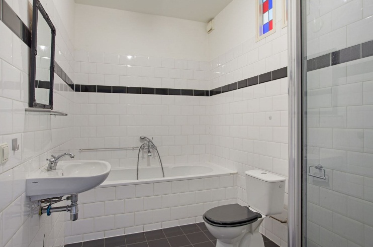 Te Huur 3 Kamer Appartement Beneluxlaan In Utrecht