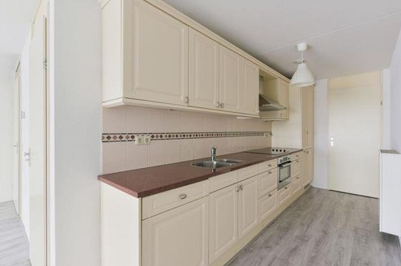 Te Huur 3 Kamer Appartement Koetsierbaan In Almere