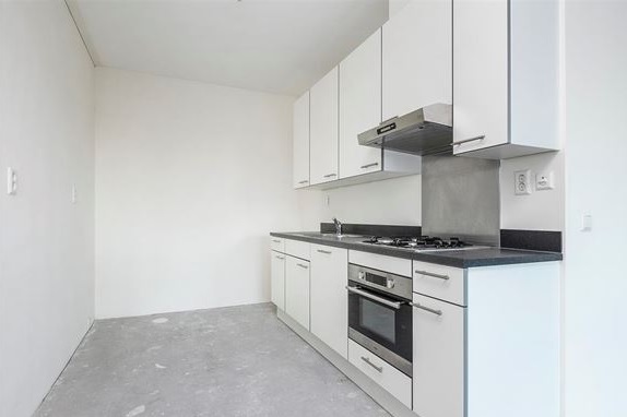 Te Huur 3 Kamer Appartement Dickenslaan In Amsterdam