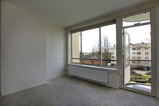 Te Huur 3 Kamer Appartement Petrus Blokhof In Amsterdam