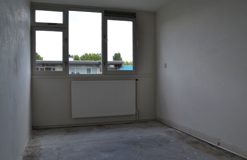 Te Huur 4 Kamer Appartement Grootzeil In Amsterdam