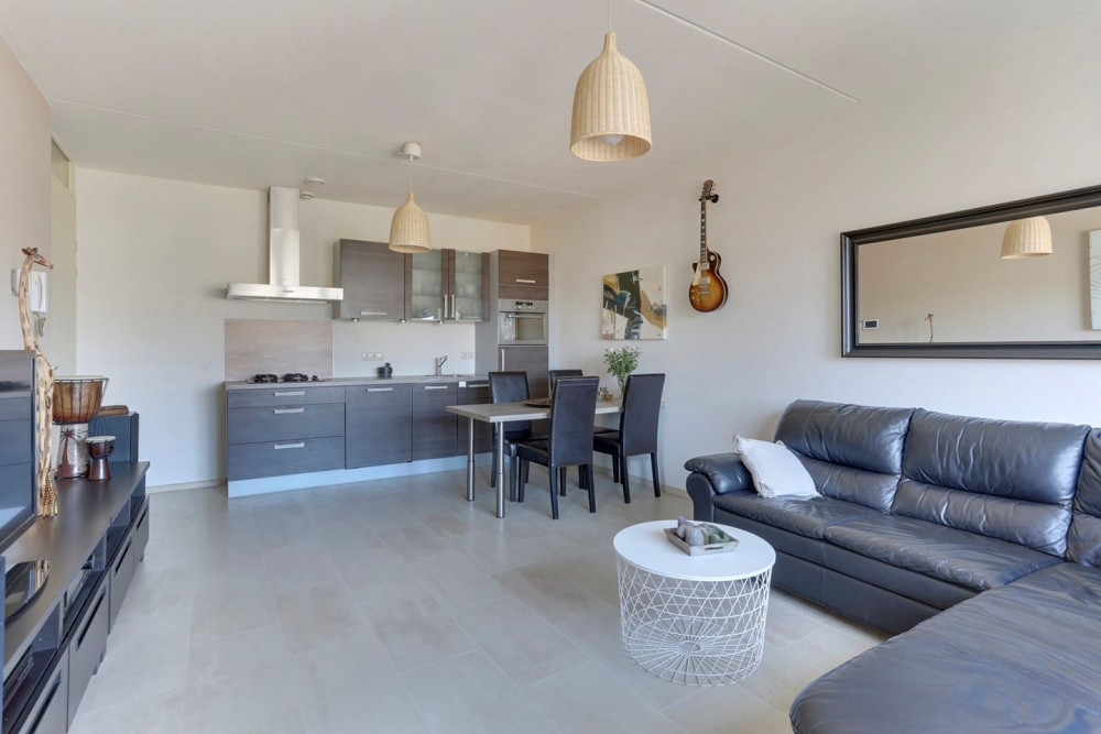 Te Huur 4 Kamer Appartement Streefkerkstraat In Amsterdam
