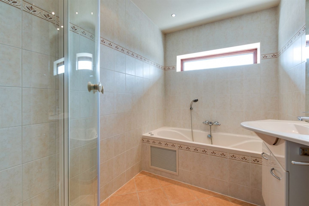 Te Huur 2 Kamer Appartement Beneluxlaan In Utrecht