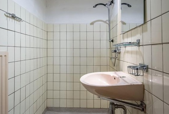 Te Huur Studio Van Eeghenstraat In Amsterdam