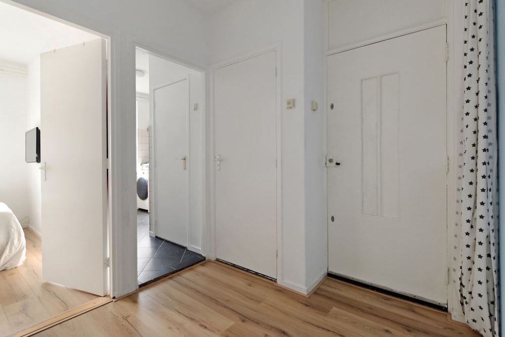 Te Huur 4 Kamer Appartement Van Vollenhovenlaan In Utrecht