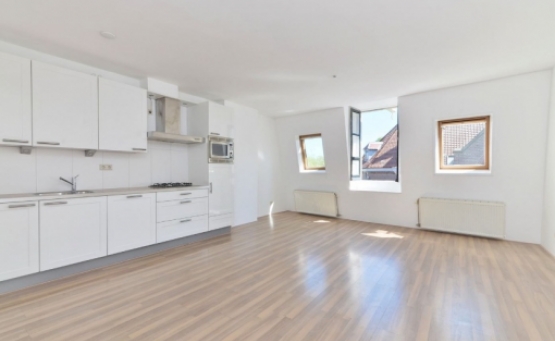 Te Huur Studio Julianaweg In Utrecht