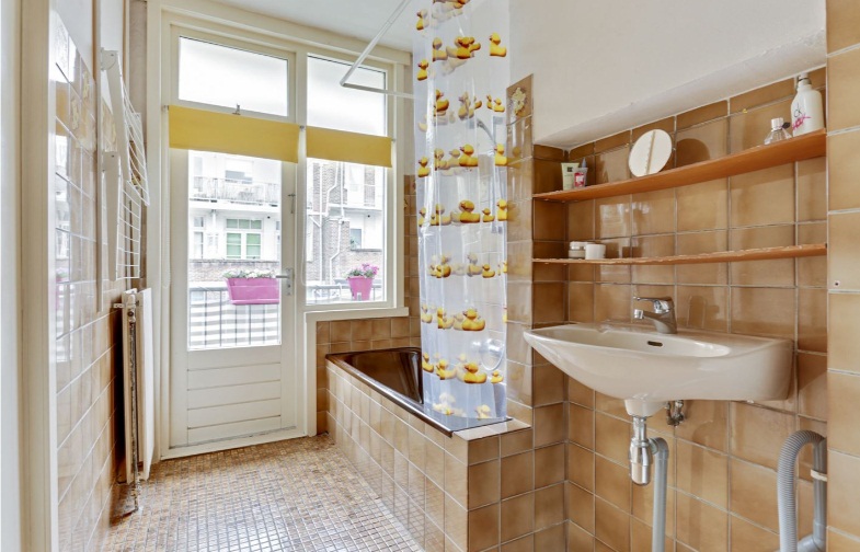 Te Huur 4 Kamer Appartement Anjelierstraat In Den Haag