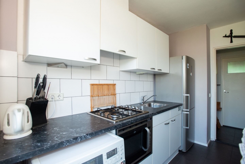 Te Huur Kamer 1e Middellandstraat In Rotterdam