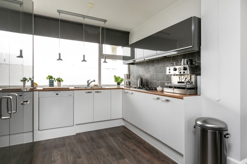 Te Huur 4 Kamer Appartement Oost-Dorsch In Zaandam