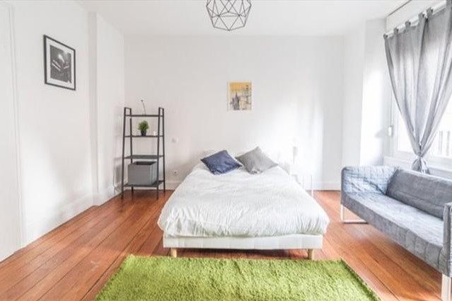 Te Huur Studio Van Zeggelenlaan In Den Haag