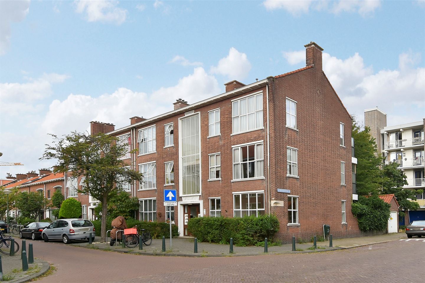 Te Huur 2 Appartement Wormerveerstraat In Den Haag