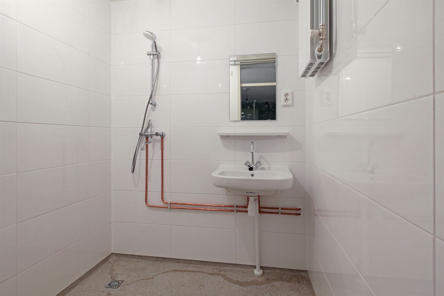 Te Huur 2 Kamer Appartement Dickenslaan In Amsterdam