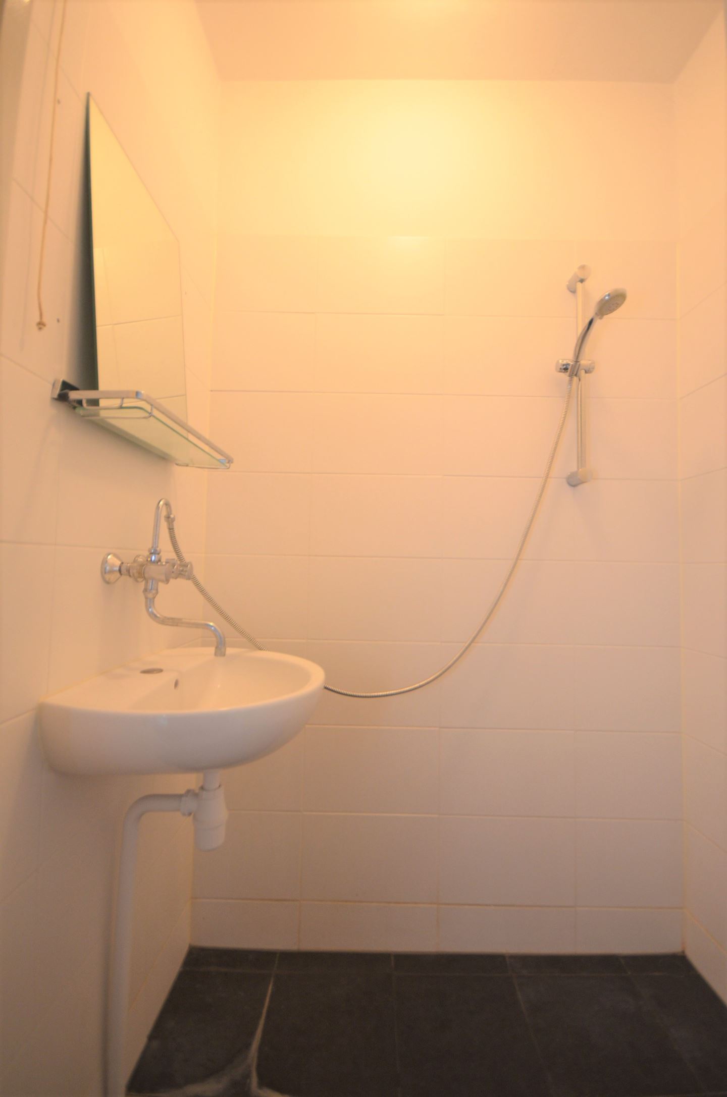 Te Huur 2 Kamer Appartement Barneveldstraat In Den Haag